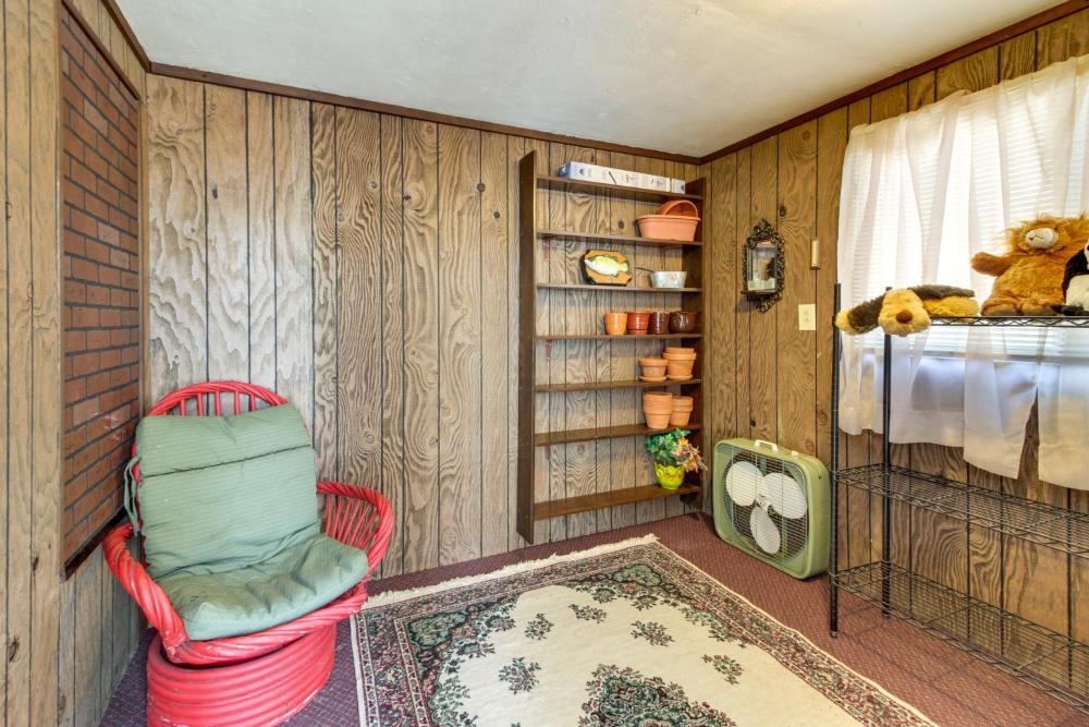 Rural Minnesota Apartment with Fire Pit